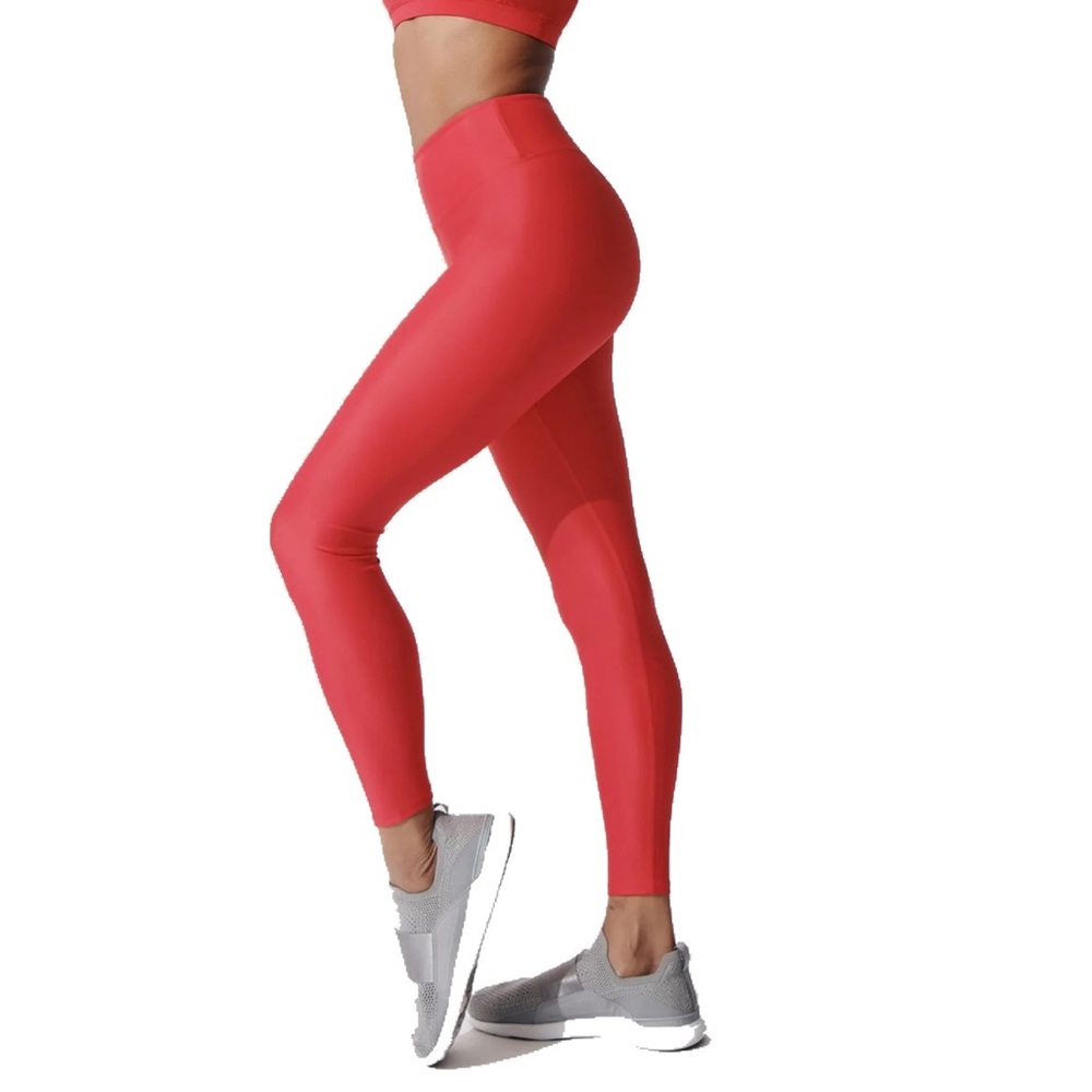 NWT Heroine Sport Body Legging - M - Victory Red